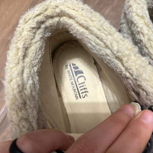 Brown booties - Picture 3 of 5